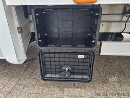 Mercedes-Benz Sprinter 519 CDI/ Bakwagen/ Laadklep/ Airco/ 23...