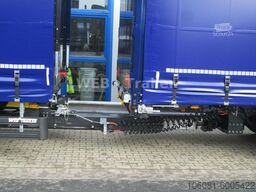 WEB-TRAILER ZPRASQ Zentralachs-Curtainsider / XL