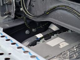 Renault T HIGH 480 4x2 - Lowdeck - Lifting 5th wheel - ...