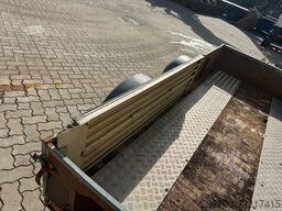  Köper Anhänger mit Verladerampen / TÜV 01/28