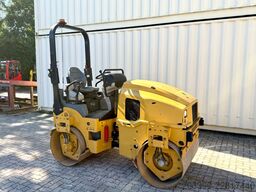 CATERPILLAR CB2.7 / 2018 BJ / 845 H / 2.5 Tonnen