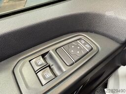 RENAULT Trafic Kombi L1H1 Life Style 8 Sitze AC LED PDC