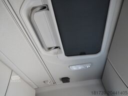 SCANIA R650 V8 8x4/4 E6 / 2020 / frame 9.7 m