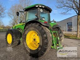 John Deere 8335 R