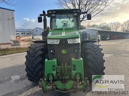John Deere 8335 R