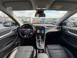 MG ZS Luxury Leder+360°Kamera+LED+Carplay+DAB+TOTW