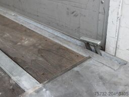 Fruehauf Fruehauf 2-Achser SAF Edscha Alu Bordwände