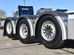 Scania R520 HL V8 8x2/4HNB - NEW TACHO - FULL AIR - PA...