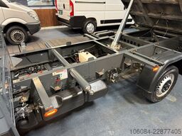 IVECO Daily 35S18 3,0l 3 Seiten Kipper KLIMA AHK 3,5T