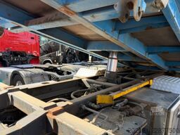 MERCEDES-BENZ SK 1831 4x2 Fassi F105 Kipper