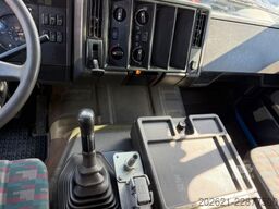 MERCEDES-BENZ SK 1831 4x2 Fassi F105 Kipper