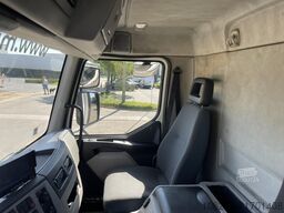 Volvo FL 240 14T - 4x2 - FRIGO THERMOKING SPECTRUM T-...