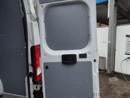 Peugeot Boxer 35 KW L4H3 BHDi 140