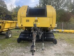 New Holland BR 740 A