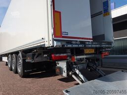 Wielton 3 Asser. Gesloten met Dhollandia klep 2500 kg L...