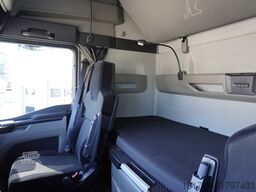 MAN TGX 28.510 6×2 / Sleeper cab