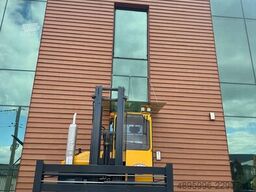 Combilift C2500 / Compact / Wide positioner