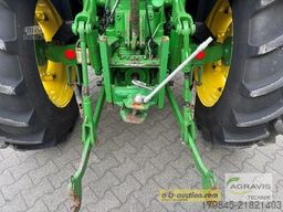 John Deere 5620