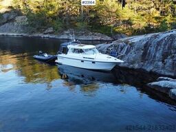  Nimbus 29C Nordica – Upgraded boat – New engine in