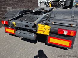 Mercedes-Benz Actros 1842 4X2 TREKKER/TRACTOR/SZM