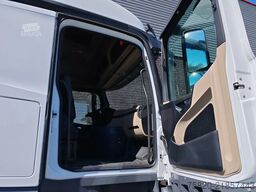 Mercedes-Benz Actros 1842 4X2 TREKKER/TRACTOR/SZM