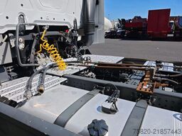 Mercedes-Benz Actros 1842 4X2 TREKKER/TRACTOR/SZM