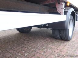 Mercedes-Benz 519 CDI V6 Motor 519 CDI V6 Motor + B.E Trailer