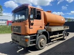 MAN 18.264 4x4 Straßenwaschwagen/Wasserwagen