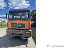 MAN 18.264 4x4 Straßenwaschwagen/Wasserwagen