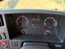 Scania P280 4 x 2 Euro 5 frigo Meatrails Rohr Viande C...