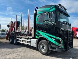 VOLVO FH500 6x4R Doll Kurzholzaufbau