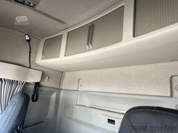 VOLVO FH500 6x4R Doll Kurzholzaufbau