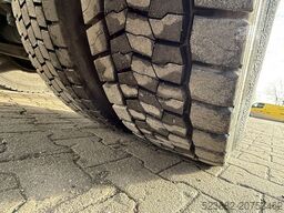 MERCEDES-BENZ Axor 1829 Koffer 8m*2Kammer*LBW2t*AHK*KLIMA*