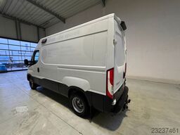 IVECO Daily 50C18 Kastenwagen *Navi*Ahk**