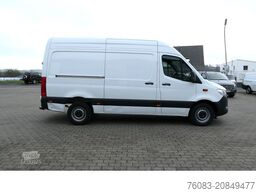 MERCEDES-BENZ Sprinter 317 CDI L2H2 Klima Navi CAM