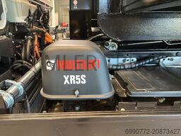 FUSO Mitsubishi eCanter 7C18 M-Bat Abroller Container