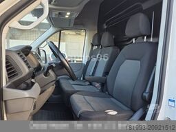 VOLKSWAGEN Crafter 35 2.0 TDI 130 KW DSG Klima ACC WEBASTO