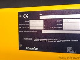 KOMATSU PW 160-11 Straßenzulassung + Anhängerkupplung