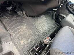 IVECO Daily 72C18 Hi Matic Koffer mit Ladebordwand