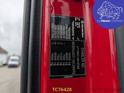 Mercedes-Benz Actros 2548