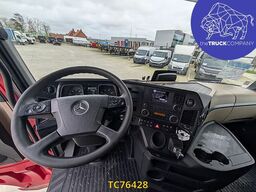 Mercedes-Benz Actros 2548