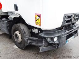 RENAULT D 14 SLEEPER CAB