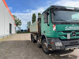 Mercedes-Benz Actros MP III 3544/8x4/4 Actros MP III 3544/8x4/4, 3 Pedale