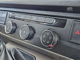 VOLKSWAGEN TRANSPORTER 2.0 TDI T6.1 150Pk Navi NAP!