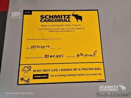 Schmitz Cargobull Curtainsider Mega