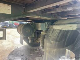 Leciñena air susrpansion,  double axels