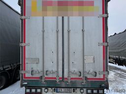 Tyllis Jumbo curtain side semi-trailer