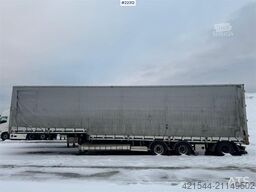 Tyllis Jumbo curtain side semi-trailer