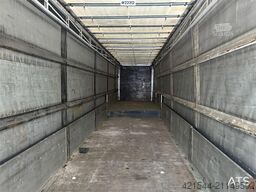 Tyllis Jumbo curtain side semi-trailer