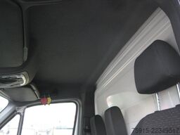 MERCEDES-BENZ 317 CDI Sprinter mit 4,40m-Koffer+LBW *TÜV 2028*